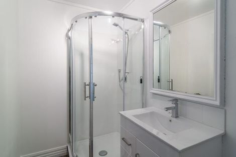 Photo of property in 1/219 The Terrace, Wellington Central, Wellington, 6011