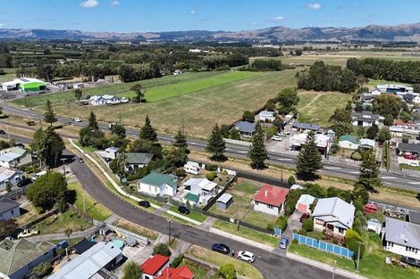 Photo of property in 3 Ngaire Street, Longburn, Palmerston North, 4412