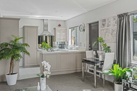 Photo of property in Yaldhurst Courts, 31/372 Yaldhurst Road, Russley, Christchurch, 8042