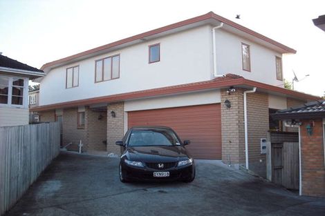 Photo of property in 357a Blockhouse Bay Road, Blockhouse Bay, Auckland, 0600