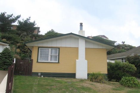 Photo of property in 11 Witham Street, Island Bay, Wellington, 6023