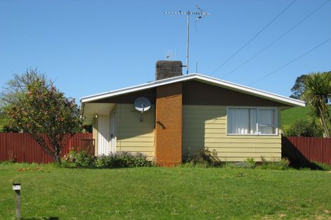 Photo of property in 15 Blundell Place, Huntly, 3700