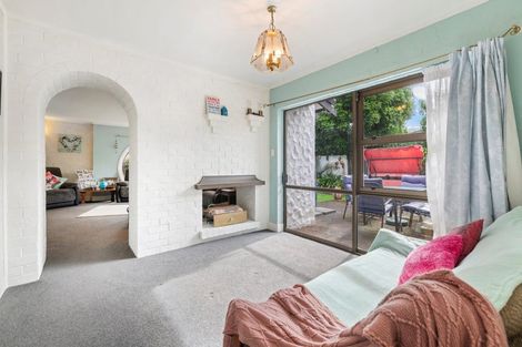 Photo of property in 17a Balgowan Terrace, Conifer Grove, Takanini, 2112