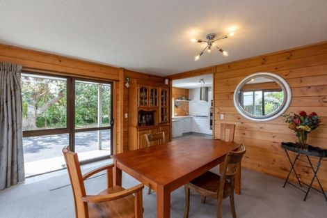 Photo of property in 13 Pine Ridge Terrace, Waikanae Beach, Waikanae, 5036
