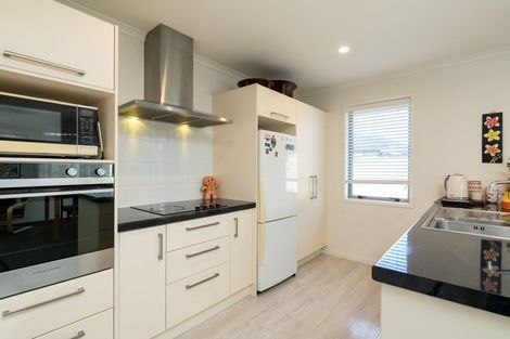 Photo of property in 33 Kanapa Close, Papamoa, 3118