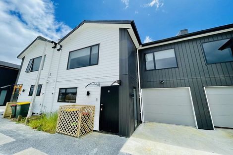 Photo of property in 36d Seymour Road, Sunnyvale, Auckland, 0612