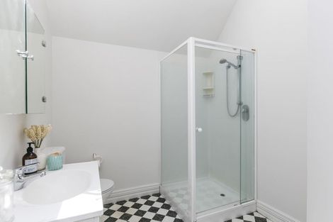 Photo of property in 9 Murphy Street, Thorndon, Wellington, 6011