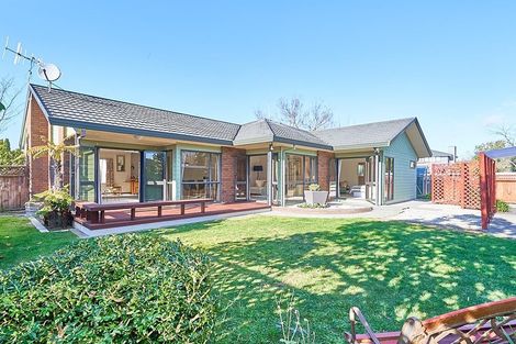 Photo of property in 1 Hyatt Grove, Greenmeadows, Napier, 4112