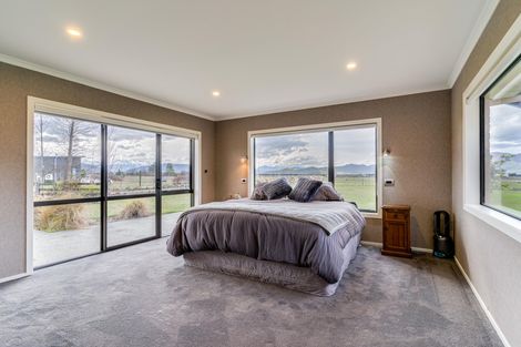 Photo of property in 10 Hardacre Place, Omarama, 9412