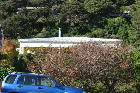 Photo of property in 16a Mahoe Street, Eastbourne, Lower Hutt, 5013