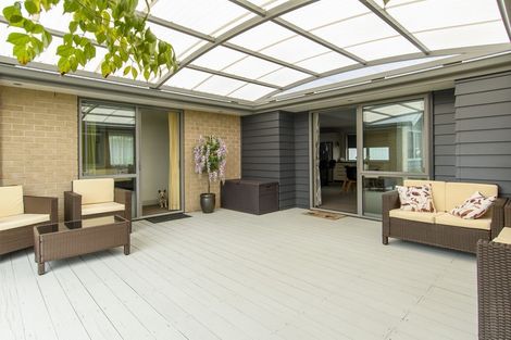 Photo of property in 1 Laura Avenue, Ohauiti, Tauranga, 3112