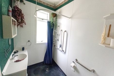 Photo of property in 14 Half Mile Road, Tuatapere, 9620