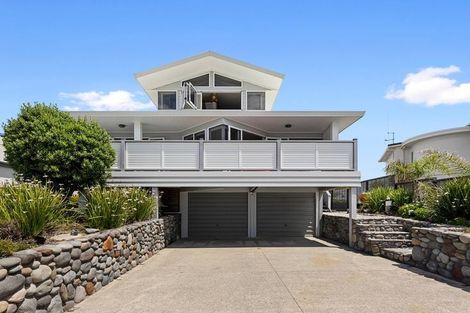 Photo of property in 960a Papamoa Beach Road, Papamoa Beach, Papamoa, 3118