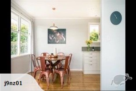 Photo of property in 3/10 Coroglen Avenue, Birkenhead, Auckland, 0626