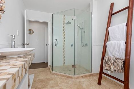 Photo of property in 960a Papamoa Beach Road, Papamoa Beach, Papamoa, 3118