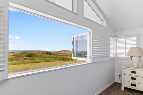 Photo of property in 960a Papamoa Beach Road, Papamoa Beach, Papamoa, 3118