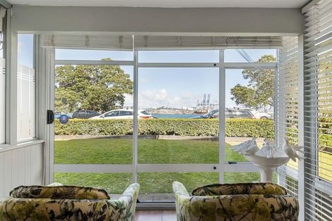 Photo of property in 2/21 Queens Parade, Devonport, Auckland, 0624