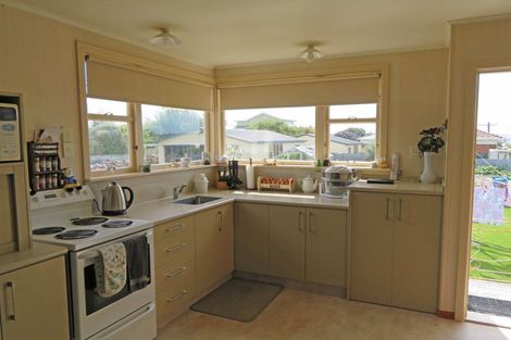 Photo of property in 21 Perth Street, South Hill, Oamaru, 9400