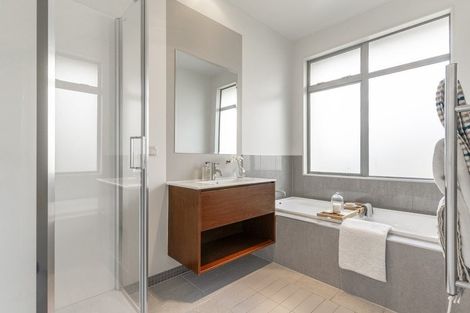 Photo of property in 80 Bleakhouse Road, Howick, Auckland, 2014