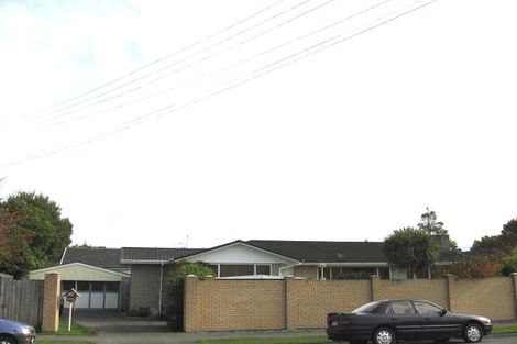 Photo of property in 165 Ilam Road, Ilam, Christchurch, 8041