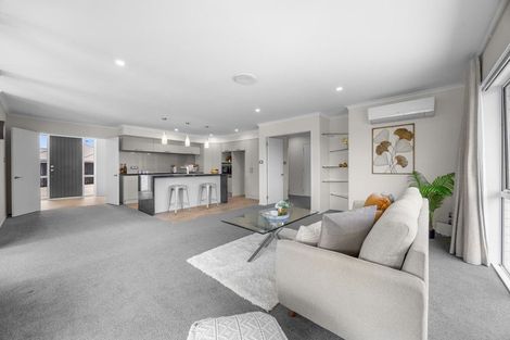 Photo of property in 8a Maple Lane, Huapai, Kumeu, 0810