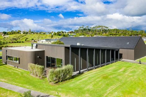 Photo of property in 7 Park Rise, Mangawhai Heads, Mangawhai, 0505