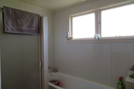 Photo of property in 21 Perth Street, South Hill, Oamaru, 9400