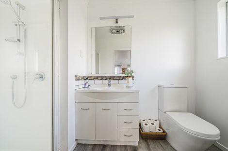 Photo of property in 28a Jules Crescent, Bell Block, New Plymouth, 4312