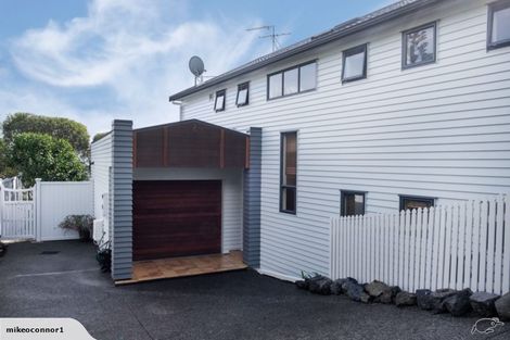 Photo of property in 2/45 Esplanade Road, Mount Eden, Auckland, 1024