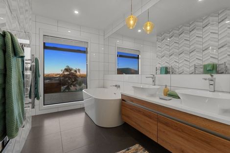 Photo of property in 13 Sylvester Crescent, Flagstaff, Hamilton, 3210