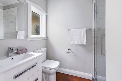 Photo of property in 129 Melbourne Road, Island Bay, Wellington, 6023