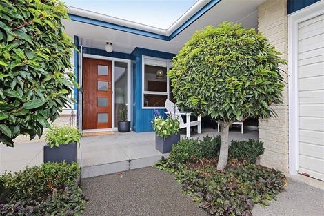 Photo of property in 3 D'arcy Place, Taradale, Napier, 4112