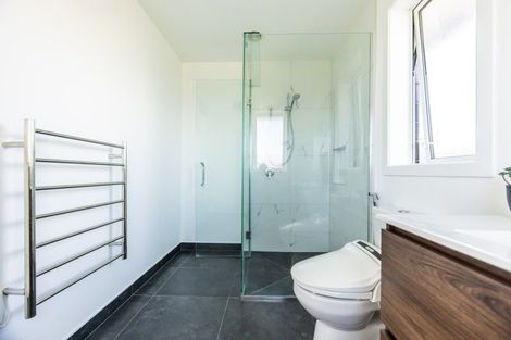 Photo of property in 47 Atlantic Drive, Fitzherbert, Palmerston North, 4410