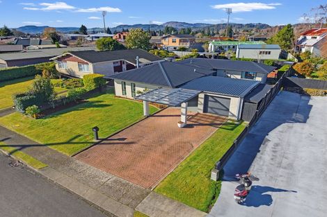 Photo of property in 15 Carter Drive, Pomare, Rotorua, 3015