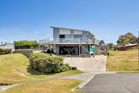 Photo of property in 17 Courtney Place, Karikari Peninsula, Kaitaia, 0483