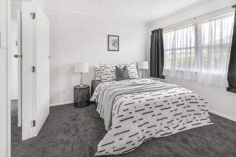 Photo of property in 48 English Street, St Andrews, Hamilton, 3200