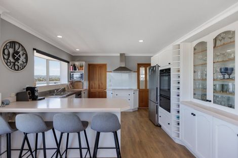 Photo of property in 4 Mana Street, Otumoetai, Tauranga, 3110