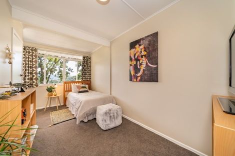 Photo of property in 54 Jocelyn Crescent, Pinehaven, Upper Hutt, 5019