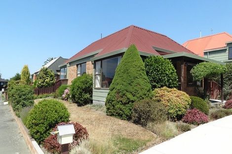 Photo of property in 4 Gatonby Place, Avonhead, Christchurch, 8042