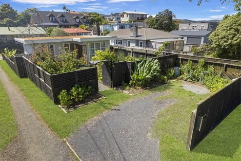Photo of property in 16 Alexander Road, Raumati Beach, Paraparaumu, 5032
