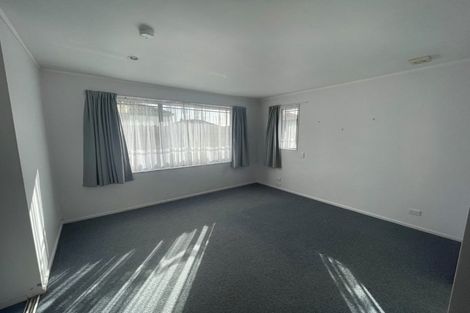 Photo of property in 6 Anton Place, Takanini, 2112