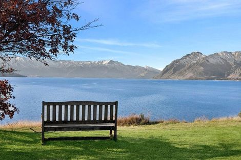 Photo of property in 19 Parry Crescent, Lake Hawea, Wanaka, 9382