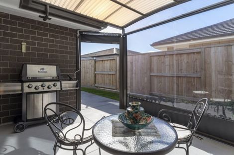 Photo of property in 15 Kahuparere Crescent, Pyes Pa, Tauranga, 3112