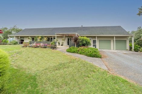 Photo of property in 105 Barrett Road, Temple View, Hamilton, 3290