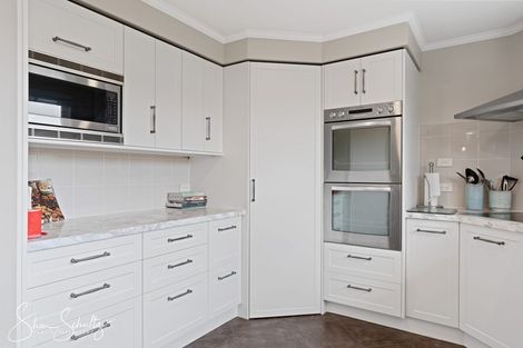 Photo of property in 31 Franklin Road, Paparoa, 0571