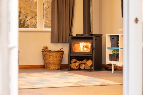 Photo of property in 53 Aorangi Road, Paraparaumu, 5032