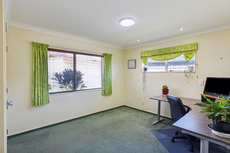 Photo of property in 111 Milne Drive, Paraparaumu, 5032