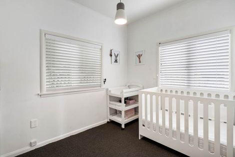 Photo of property in 1/21 Abbotleigh Avenue, Te Atatu Peninsula, Auckland, 0610