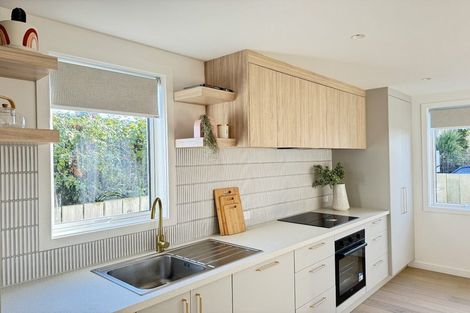 Photo of property in 37 Pembroke Street, Tawa, Wellington, 5028