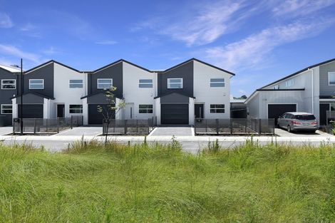 Photo of property in 36 Pateke Drive, Kenepuru, Porirua, 5022